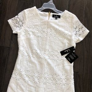 NWT Lulu’s white lace shift dress in XS